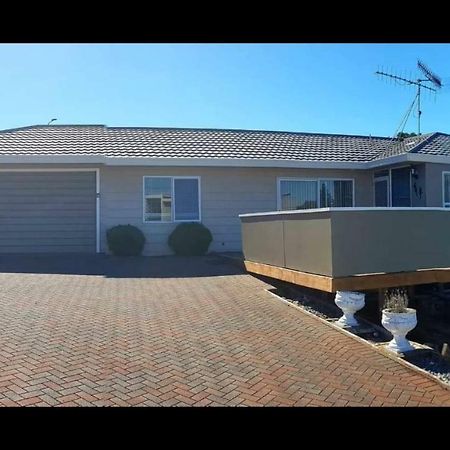 The Retreat Taupo Villa Екстериор снимка